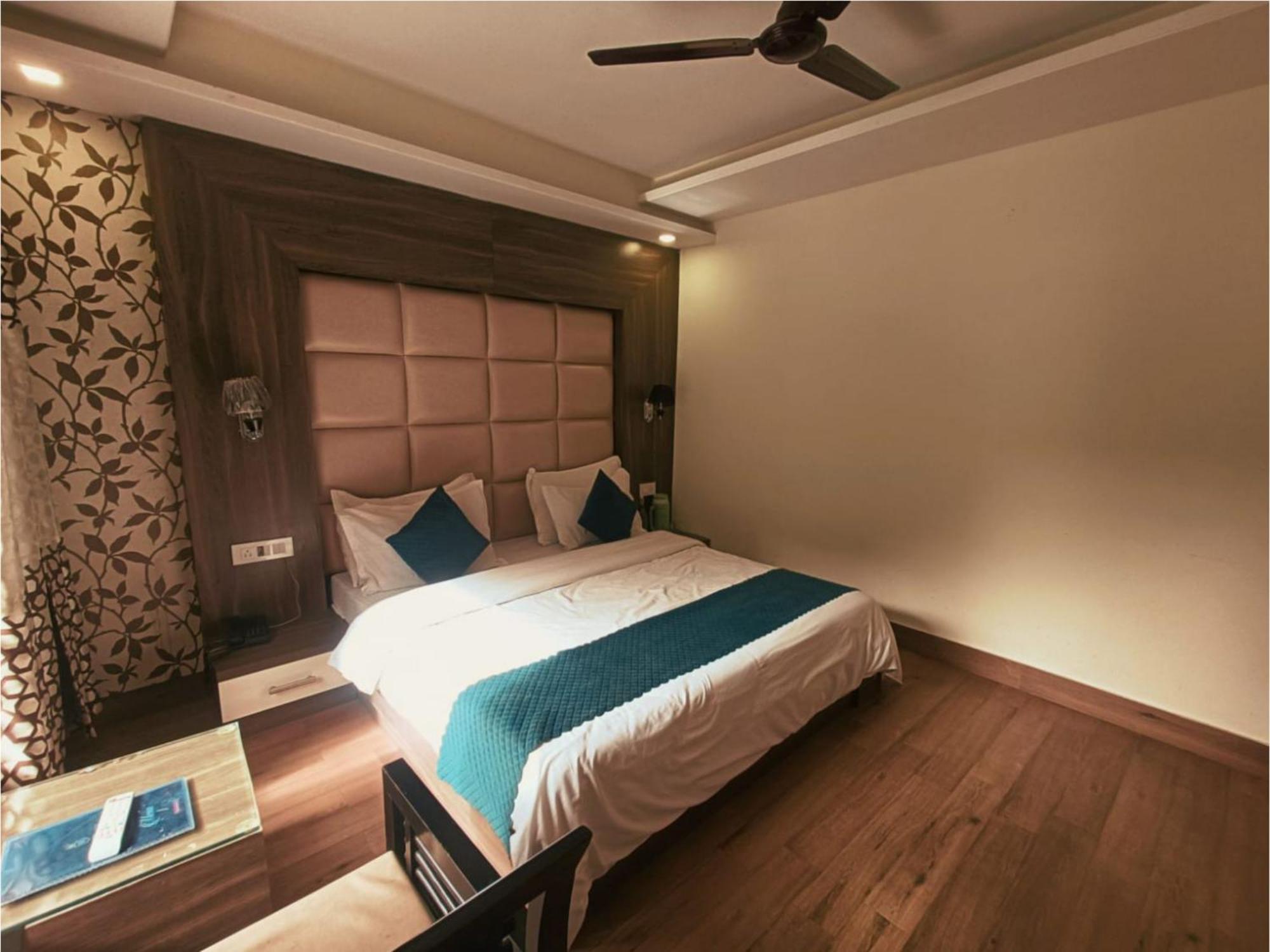 Hotel Wild Rose - Dalhousie Esterno foto