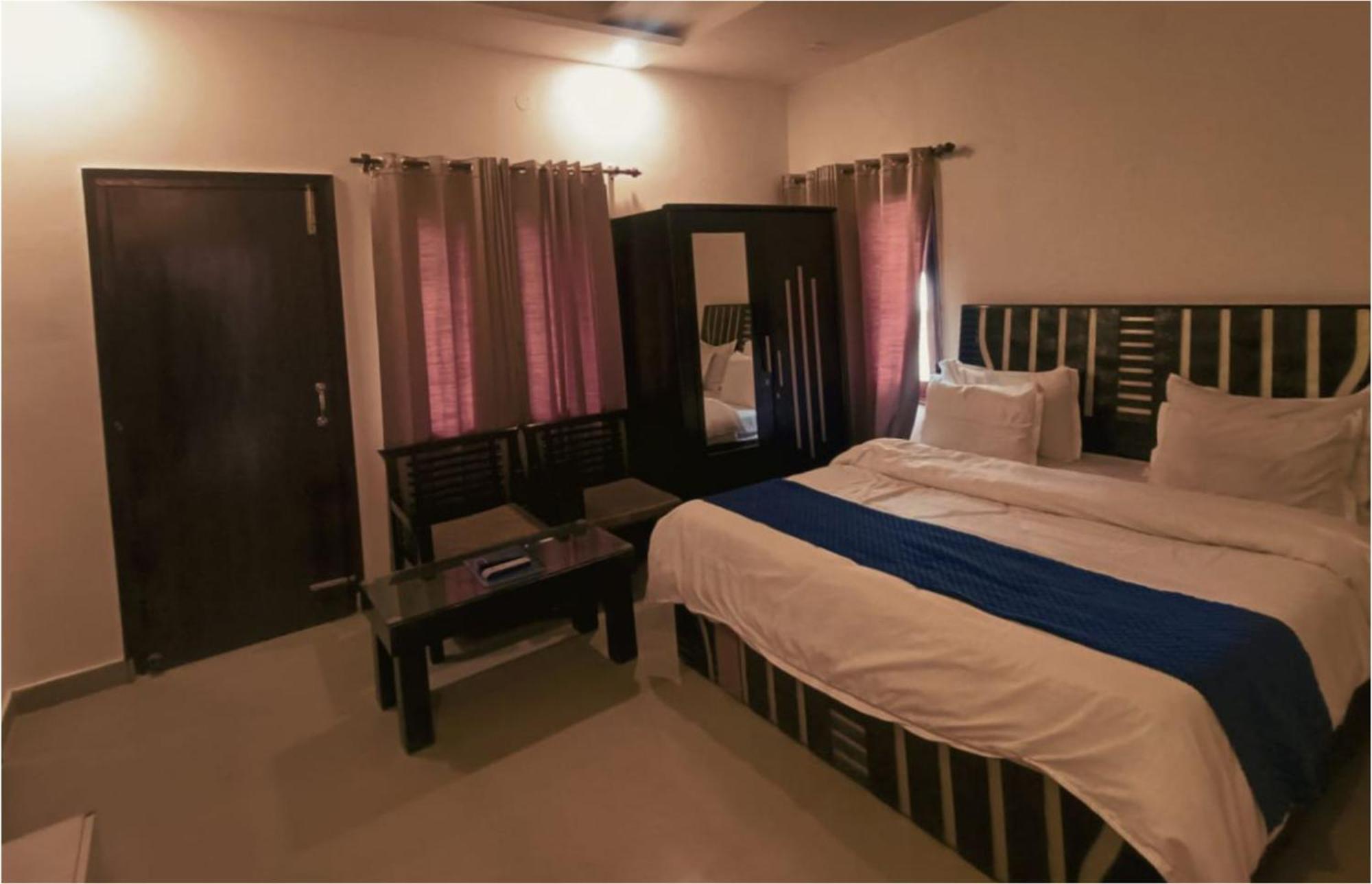 Hotel Wild Rose - Dalhousie Esterno foto